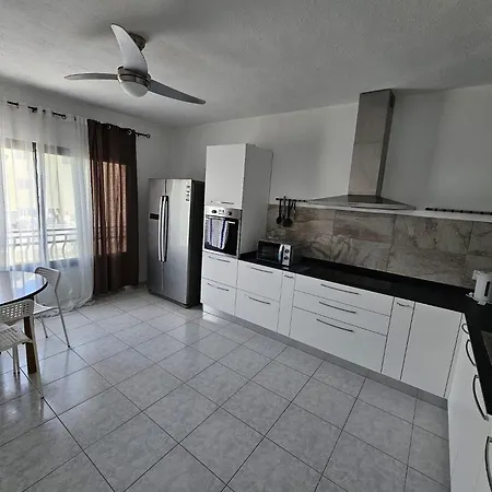 Beautiful Two Bedroom In Center Of Qawra