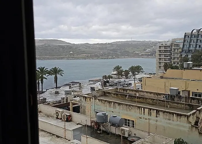 Apartman Beautiful Two Bedroom In Center Of Qawra